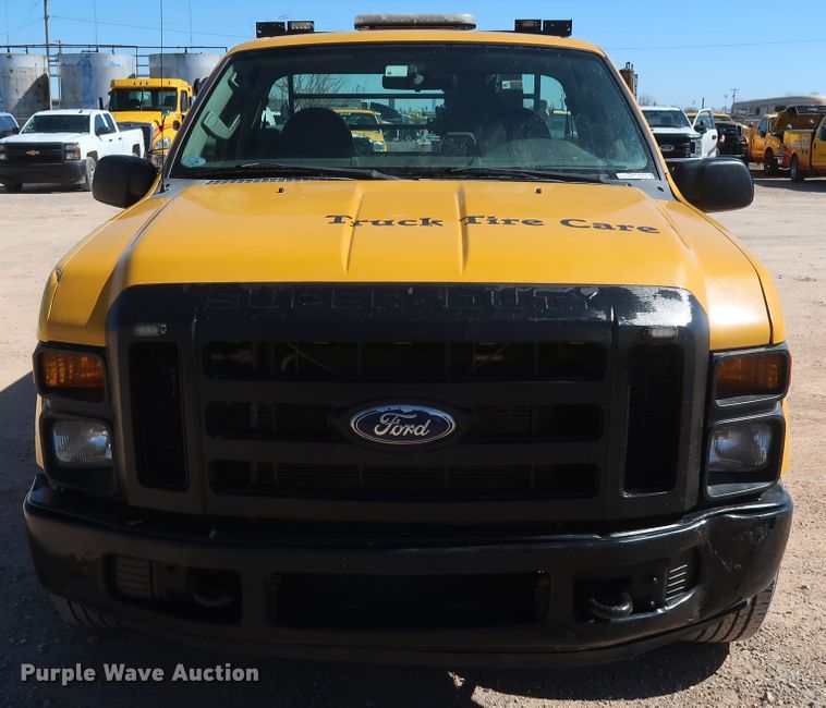 image for item GS9749 2008 Ford F250 Super Duty XL utility bed pickup truck