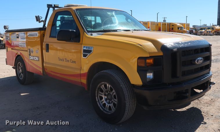 image for item GS9749 2008 Ford F250 Super Duty XL utility bed pickup truck