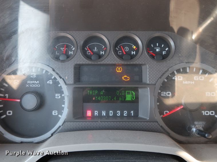 image for item GS9749 2008 Ford F250 Super Duty XL utility bed pickup truck