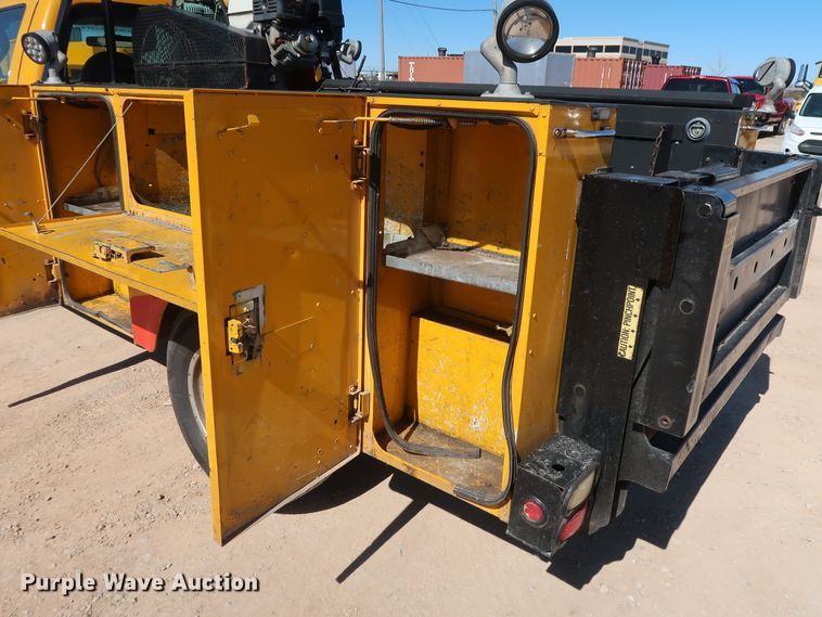 image for item GS9749 2008 Ford F250 Super Duty XL utility bed pickup truck