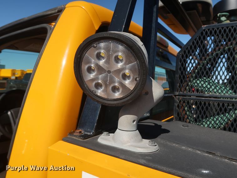 image for item GS9749 2008 Ford F250 Super Duty XL utility bed pickup truck