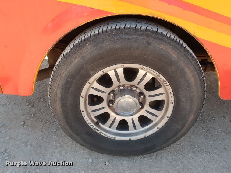 image for item GS9749 2008 Ford F250 Super Duty XL utility bed pickup truck