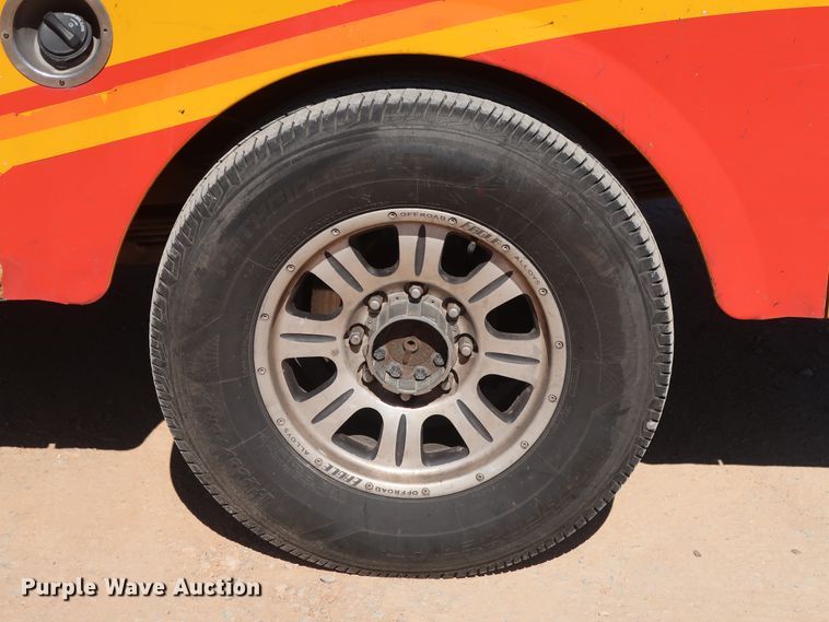 image for item GS9749 2008 Ford F250 Super Duty XL utility bed pickup truck