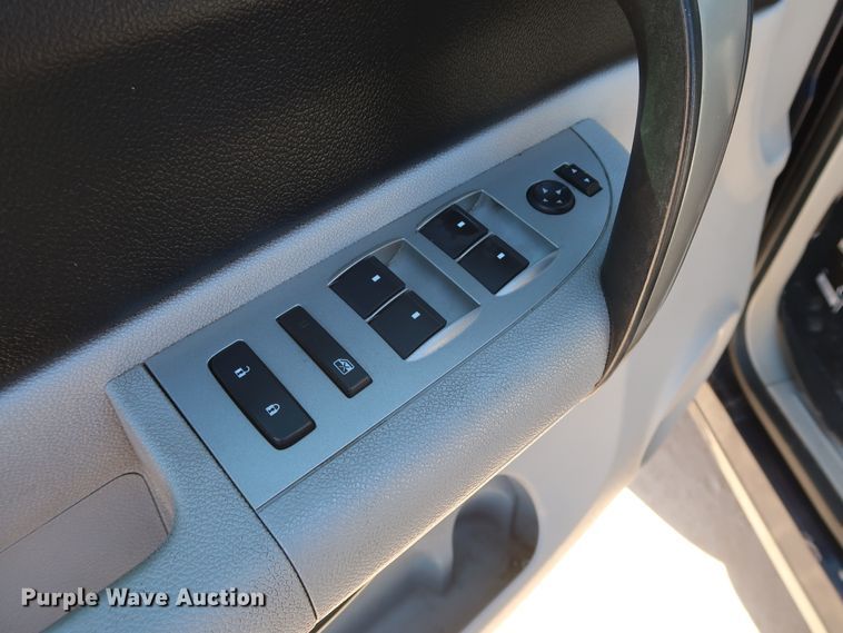 image for item GS9750 2009 Chevrolet Silverado 1500 LT Ext. Cab pickup truck