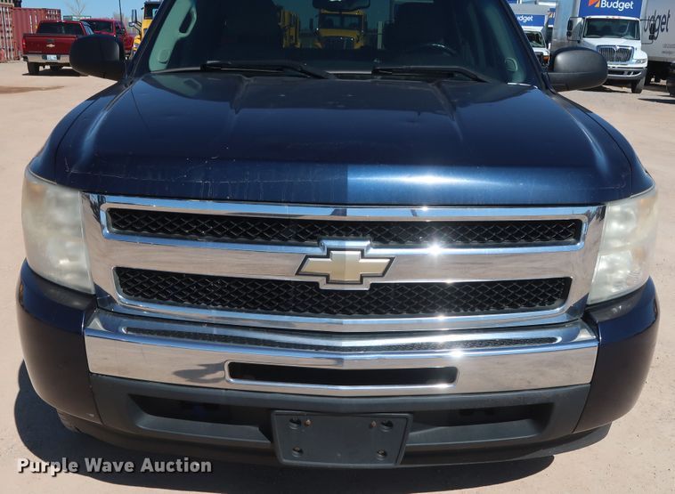 image for item GS9750 2009 Chevrolet Silverado 1500 LT Ext. Cab pickup truck
