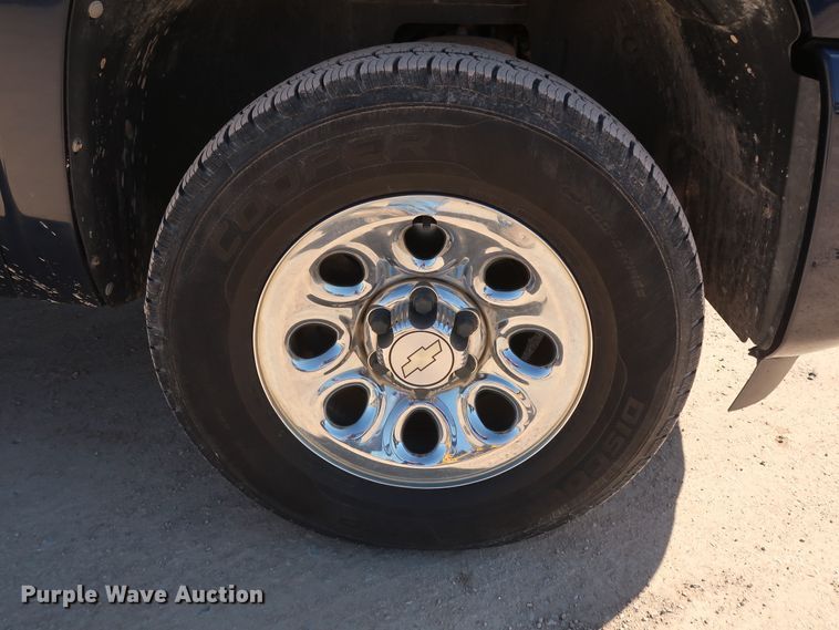 image for item GS9750 2009 Chevrolet Silverado 1500 LT Ext. Cab pickup truck