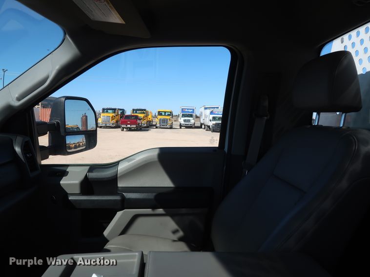 image for item GS9754 2017 Ford F350 Super Duty XL utility bed pickup truck