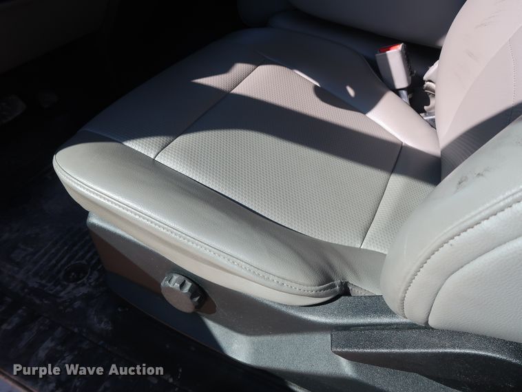 image for item GS9754 2017 Ford F350 Super Duty XL utility bed pickup truck