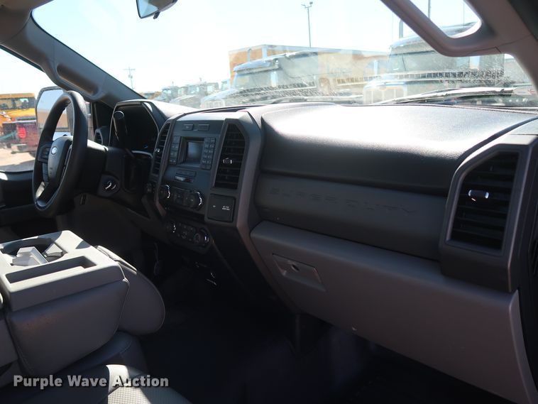 image for item GS9754 2017 Ford F350 Super Duty XL utility bed pickup truck