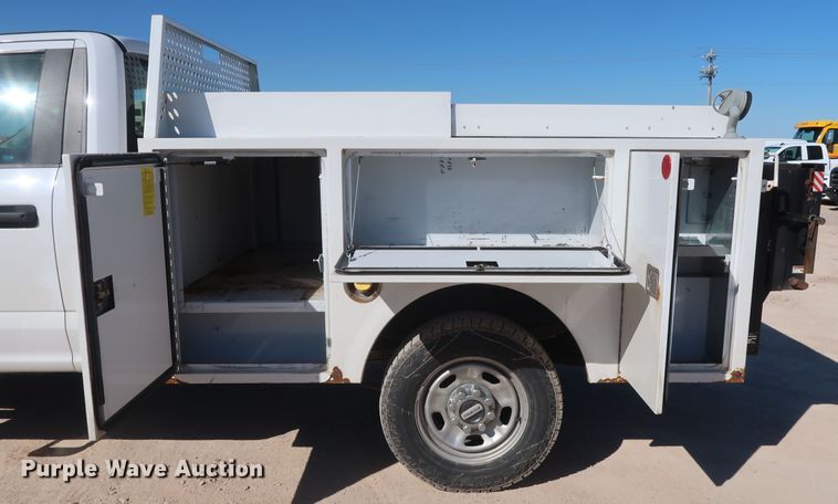 image for item GS9754 2017 Ford F350 Super Duty XL utility bed pickup truck