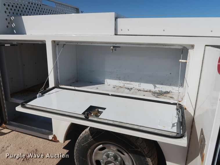 image for item GS9754 2017 Ford F350 Super Duty XL utility bed pickup truck