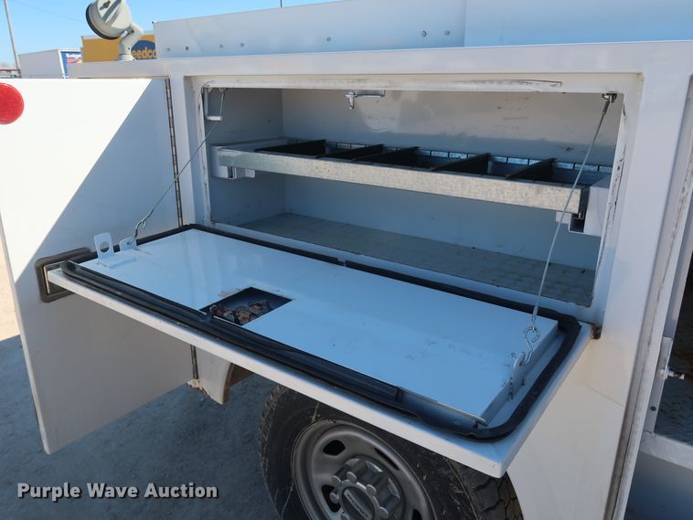 image for item GS9754 2017 Ford F350 Super Duty XL utility bed pickup truck