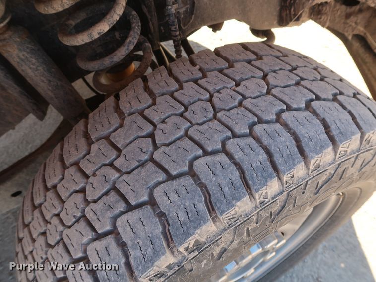 image for item GS9754 2017 Ford F350 Super Duty XL utility bed pickup truck