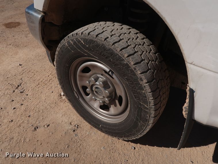 image for item GS9754 2017 Ford F350 Super Duty XL utility bed pickup truck