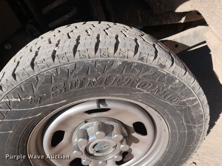 image for item GS9754 2017 Ford F350 Super Duty XL utility bed pickup truck