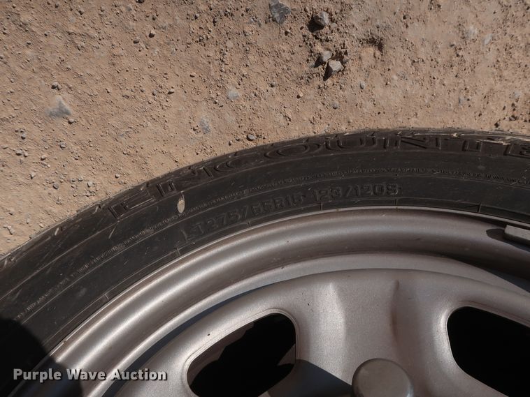 image for item GS9754 2017 Ford F350 Super Duty XL utility bed pickup truck