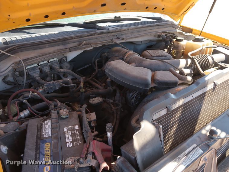 image for item GS9755 2008 Ford F250 Super Duty XL utility bed pickup truck