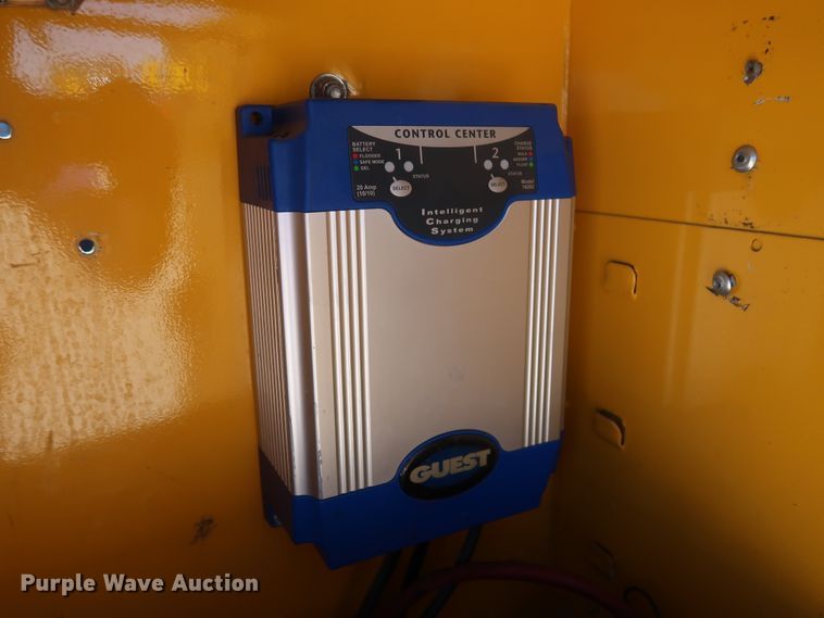 image for item GS9755 2008 Ford F250 Super Duty XL utility bed pickup truck