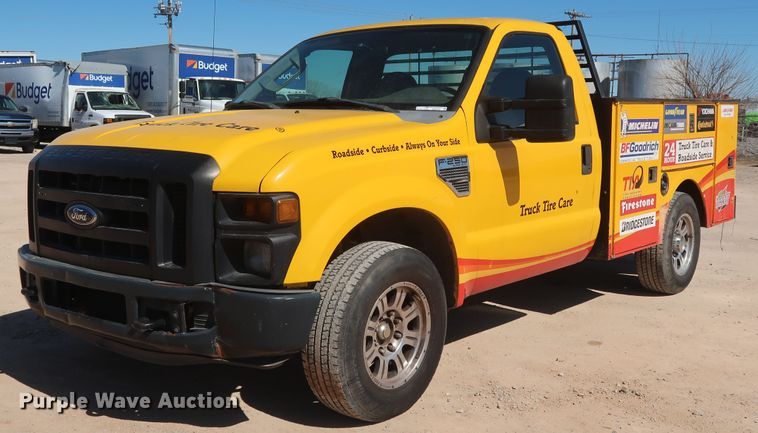 image for item GS9756 2009 Ford F250 Super Duty XL utility bed pickup truck