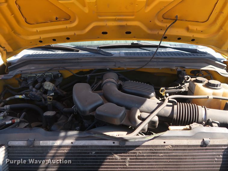 image for item GS9756 2009 Ford F250 Super Duty XL utility bed pickup truck