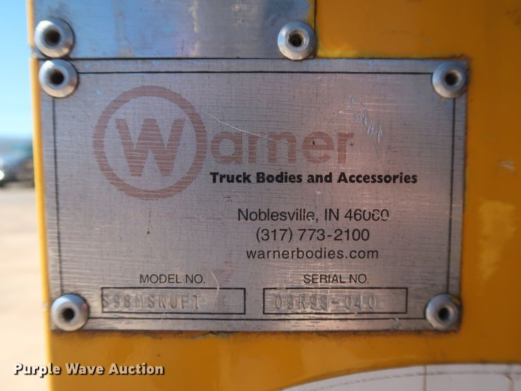 image for item GS9756 2009 Ford F250 Super Duty XL utility bed pickup truck