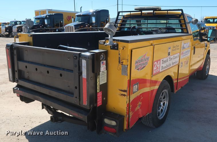 image for item GS9757 2009 Ford F250 Super Duty XL utility bed pickup truck