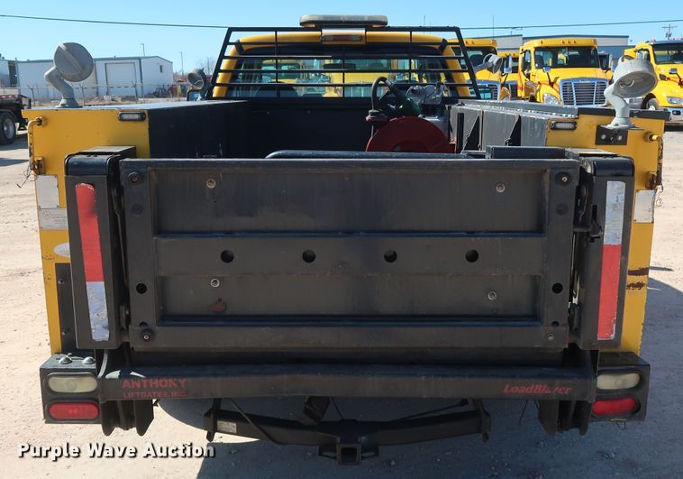 image for item GS9757 2009 Ford F250 Super Duty XL utility bed pickup truck