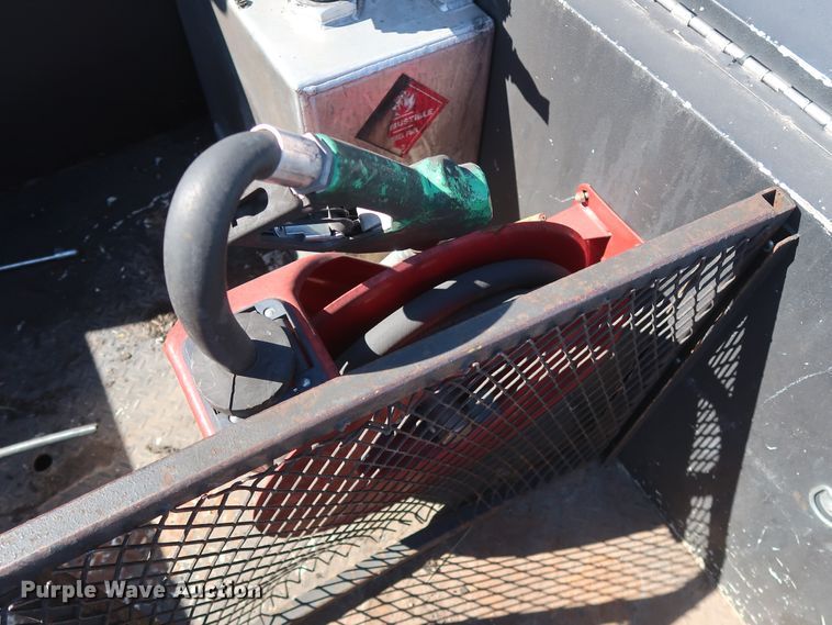 image for item GS9757 2009 Ford F250 Super Duty XL utility bed pickup truck