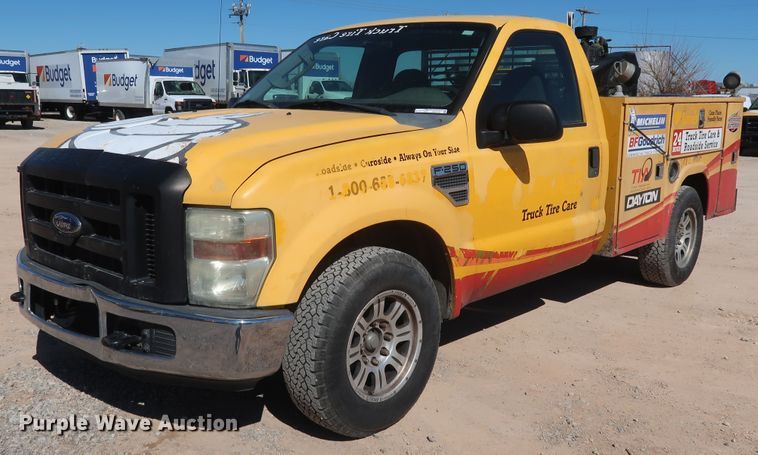 image for item GS9758 2008 Ford F250 Super Duty XL utility bed pickup truck