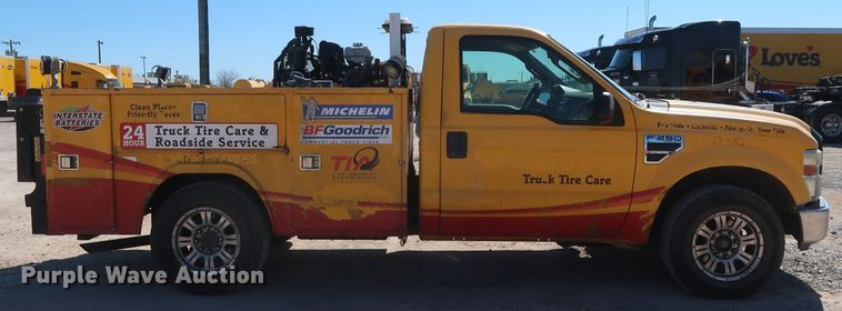 image for item GS9758 2008 Ford F250 Super Duty XL utility bed pickup truck