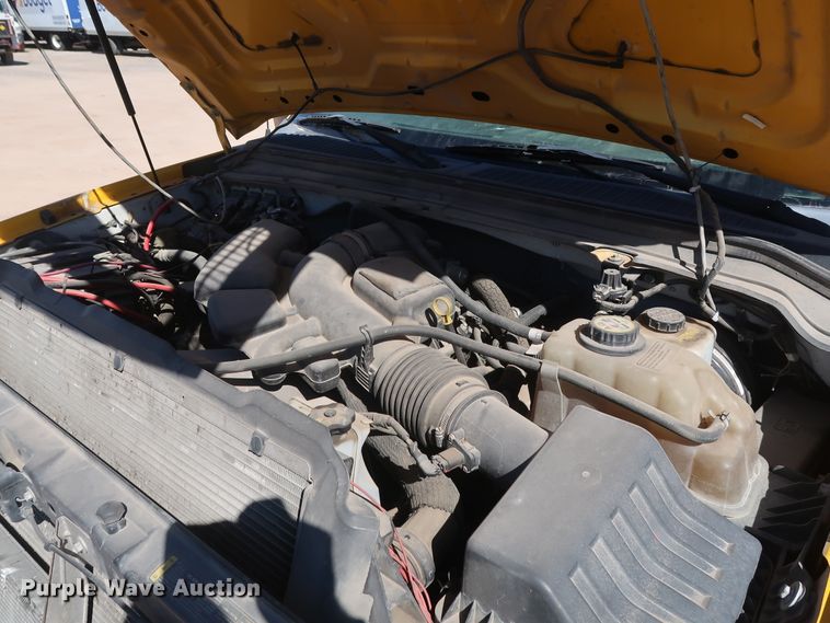 image for item GS9758 2008 Ford F250 Super Duty XL utility bed pickup truck