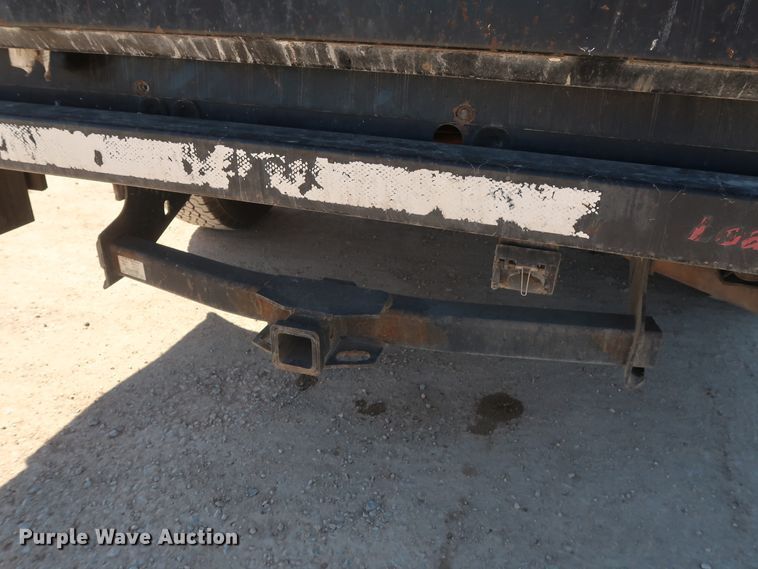 image for item GS9758 2008 Ford F250 Super Duty XL utility bed pickup truck