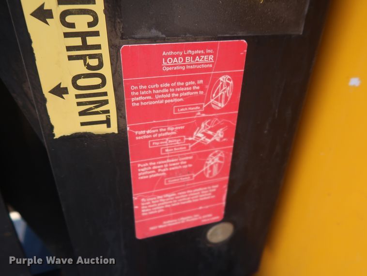 image for item GS9758 2008 Ford F250 Super Duty XL utility bed pickup truck