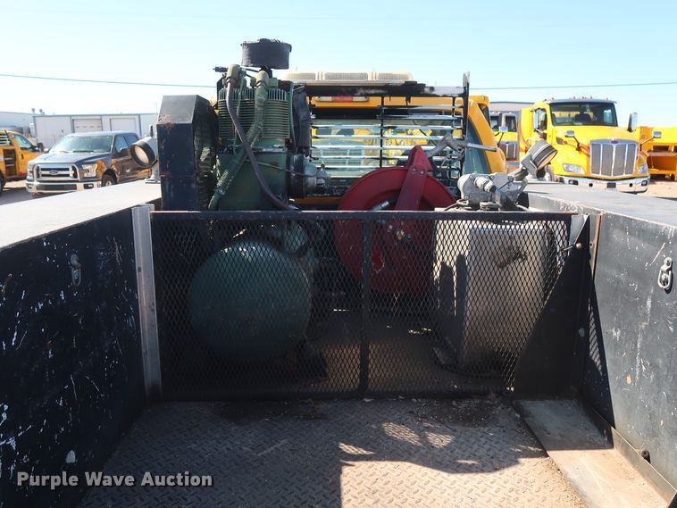 image for item GS9758 2008 Ford F250 Super Duty XL utility bed pickup truck