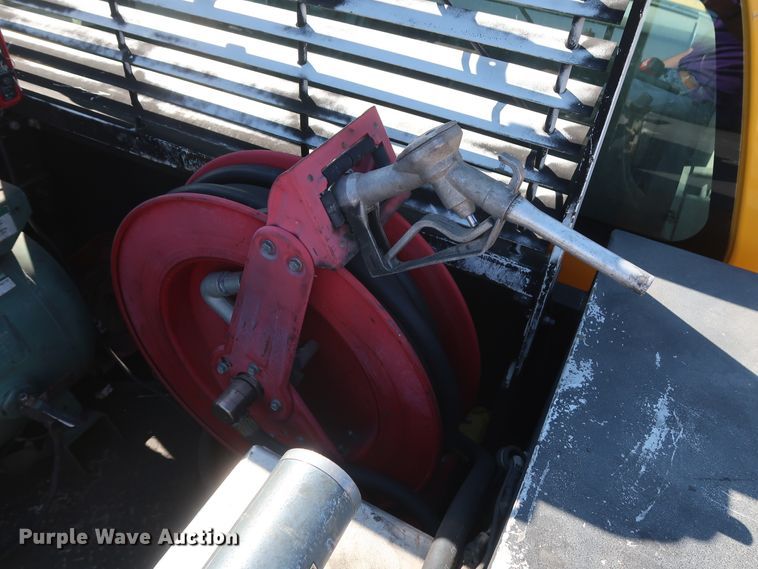 image for item GS9758 2008 Ford F250 Super Duty XL utility bed pickup truck