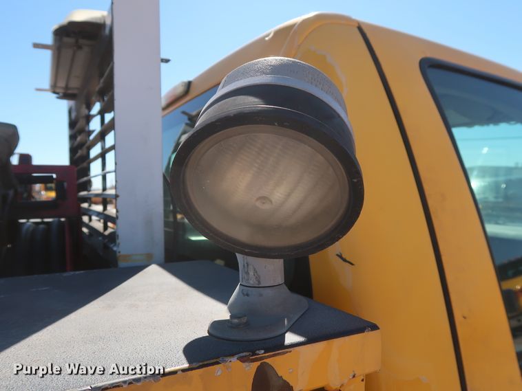 image for item GS9758 2008 Ford F250 Super Duty XL utility bed pickup truck