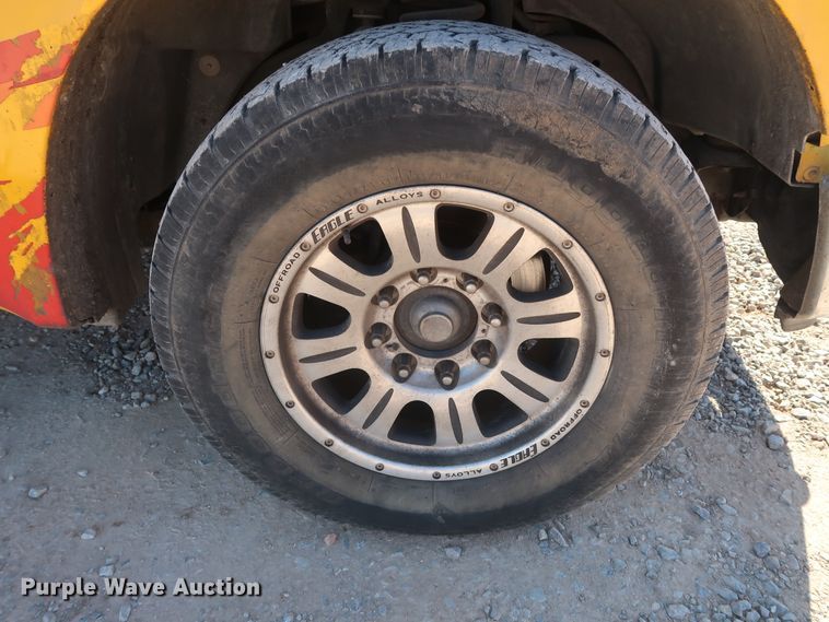 image for item GS9758 2008 Ford F250 Super Duty XL utility bed pickup truck