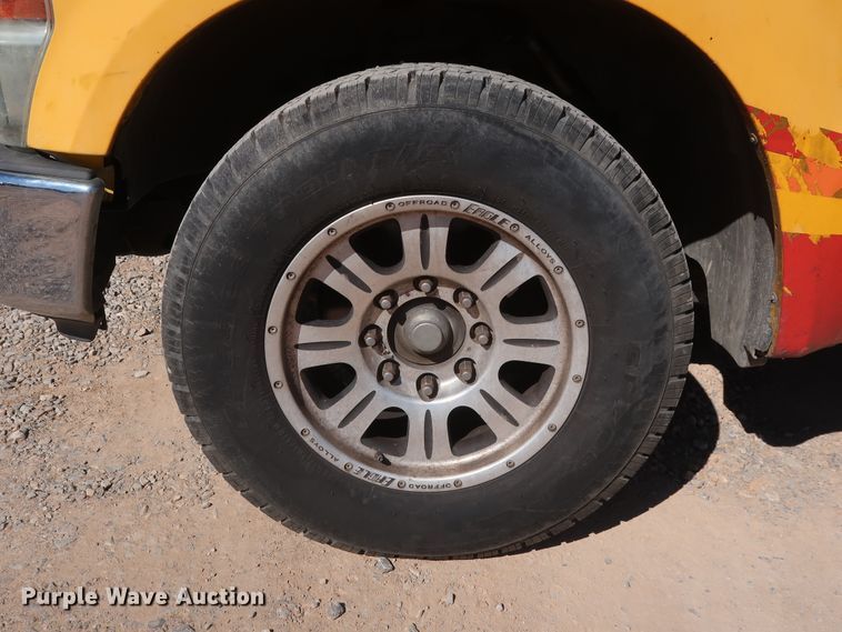 image for item GS9758 2008 Ford F250 Super Duty XL utility bed pickup truck