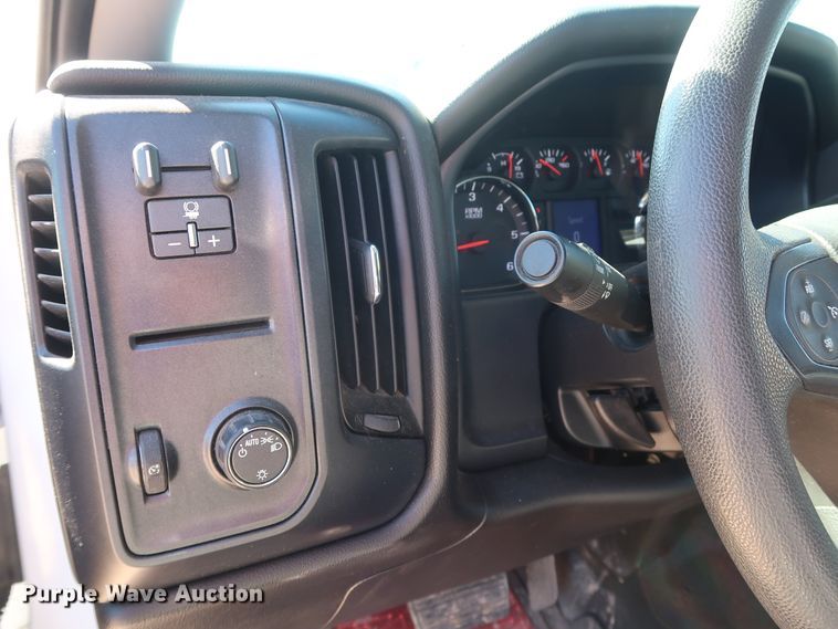 image for item GS9782 2015 Chevrolet Silverado 1500 Double Cab pickup truck