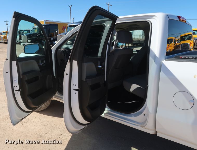 image for item GS9782 2015 Chevrolet Silverado 1500 Double Cab pickup truck