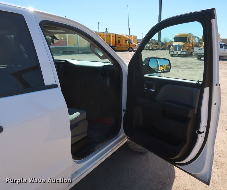 image for item GS9782 2015 Chevrolet Silverado 1500 Double Cab pickup truck