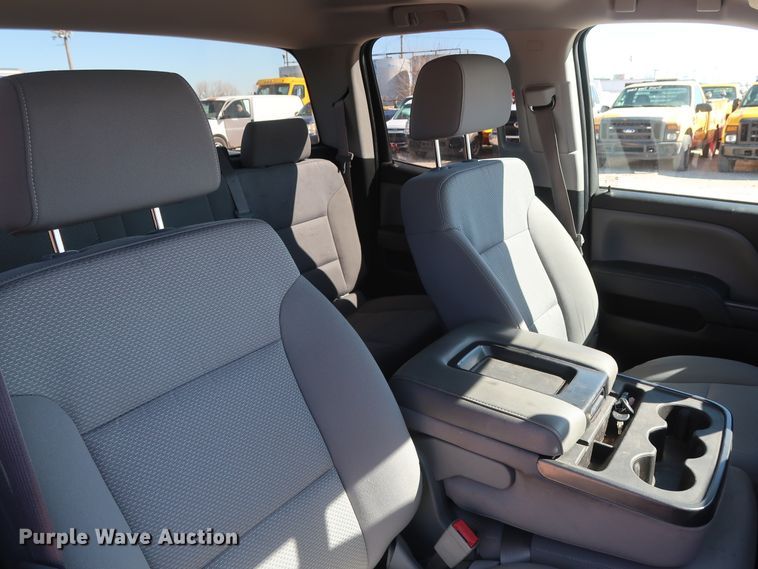 image for item GS9782 2015 Chevrolet Silverado 1500 Double Cab pickup truck