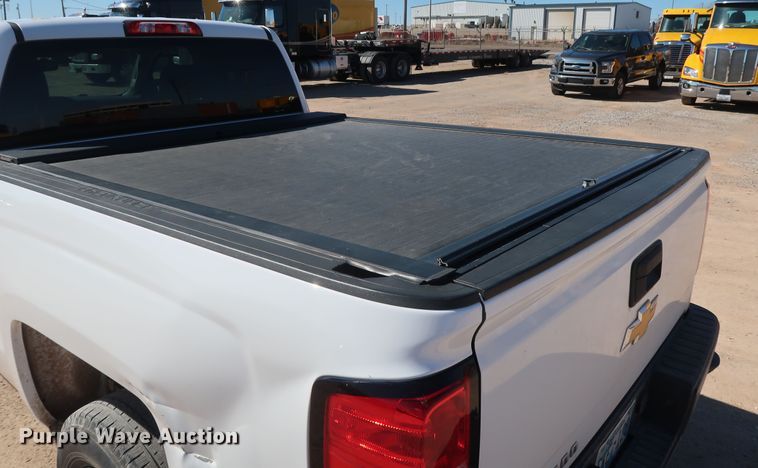 image for item GS9782 2015 Chevrolet Silverado 1500 Double Cab pickup truck