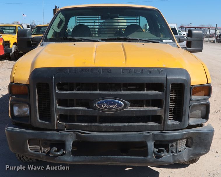 image for item GS9784 2008 Ford F250 Super Duty XL utility bed pickup truck