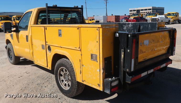 image for item GS9784 2008 Ford F250 Super Duty XL utility bed pickup truck