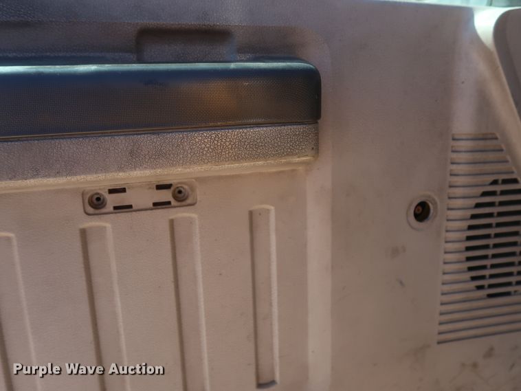 image for item GS9784 2008 Ford F250 Super Duty XL utility bed pickup truck