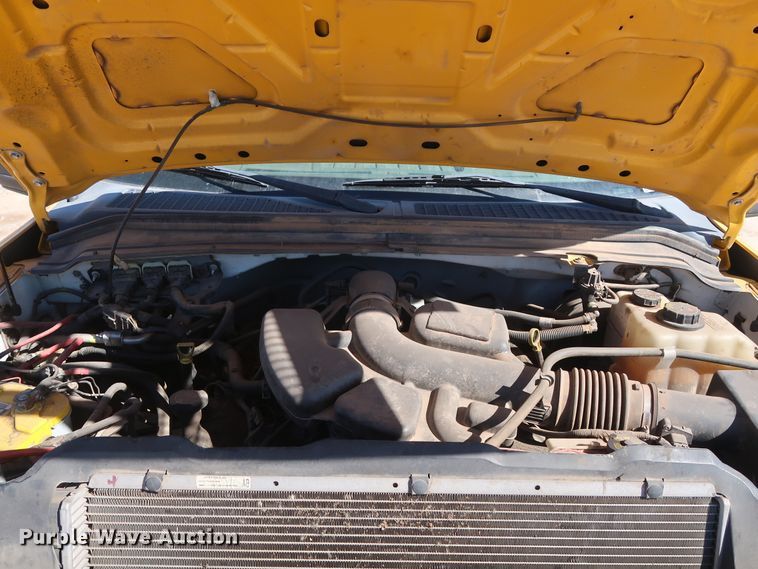 image for item GS9784 2008 Ford F250 Super Duty XL utility bed pickup truck