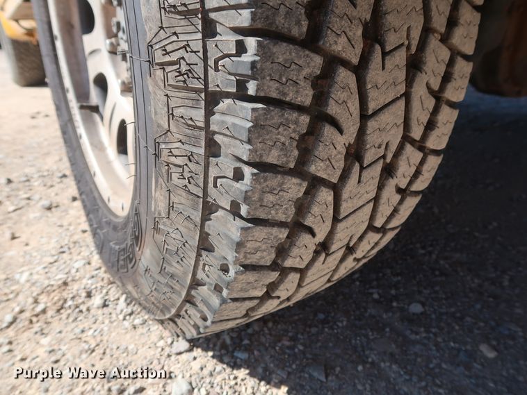 image for item GS9784 2008 Ford F250 Super Duty XL utility bed pickup truck