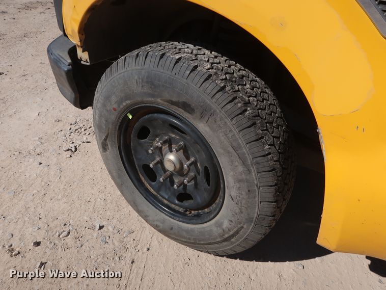 image for item GS9784 2008 Ford F250 Super Duty XL utility bed pickup truck