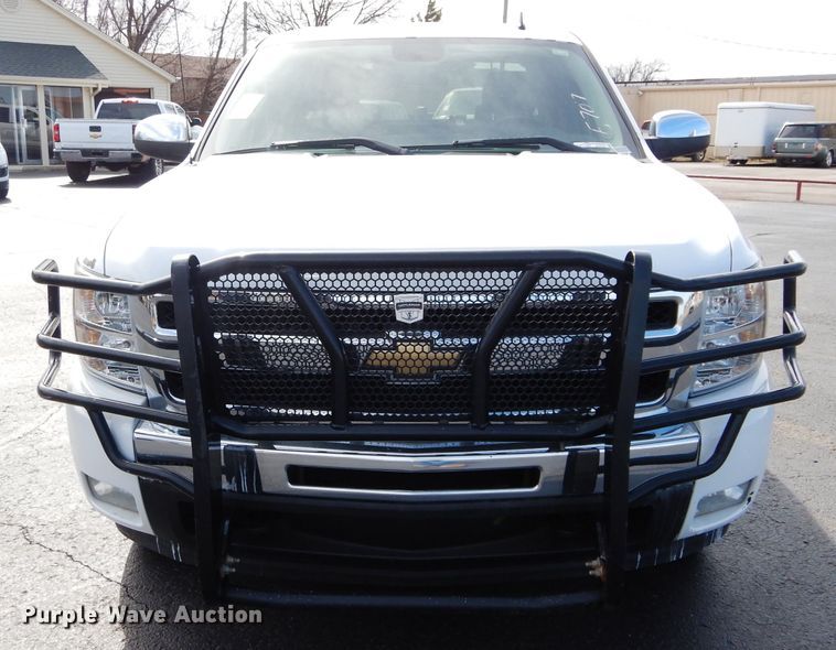 image for item GT9720 2011 Chevrolet Silverado 1500 Crew Cab pickup truck